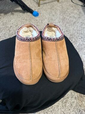 Soda Kids Tan Faux-Suede Slip-On Moccasins with Sherpa Lining